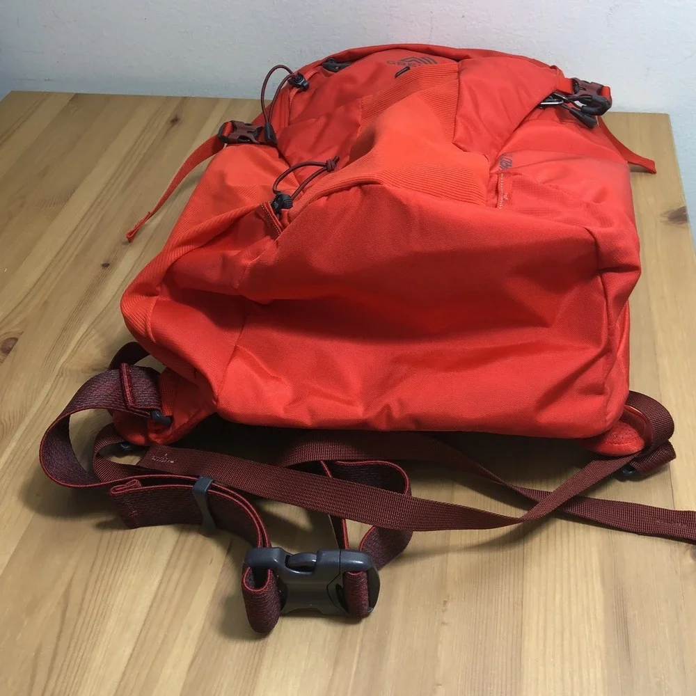 Gregory Kiro 24 Backpack Large Red Travel H2O Hiking Outdoors Pockets